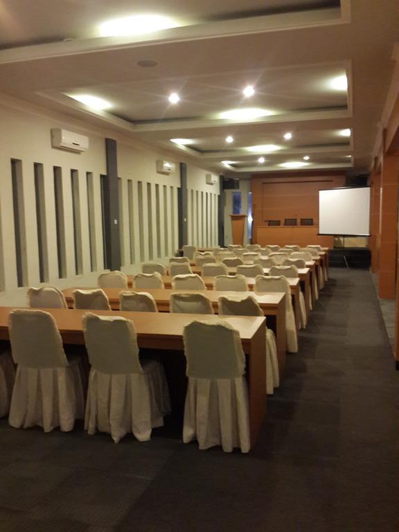 Raja Residence Jambi ג'מבי מראה חיצוני תמונה